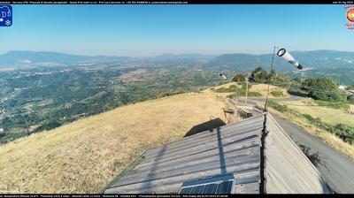 immagine della webcam nei dintorni di Castel San Pietro Romano: webcam Serrone