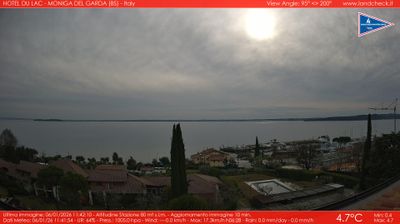 immagine della webcam nei dintorni di Manerba del Garda: webcam Moniga del Garda