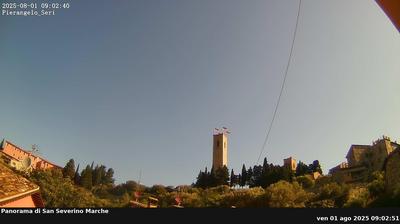immagine della webcam nei dintorni di Colfiorito: webcam San Severino Marche