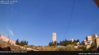 immagine della webcam nei dintorni di Colfiorito: webcam San Severino Marche