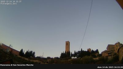 immagine della webcam nei dintorni di Castelfidardo: webcam San Severino Marche