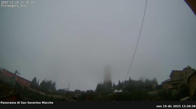 immagine della webcam nei dintorni di Sassotetto: webcam San Severino Marche