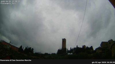 immagine della webcam nei dintorni di Villa Potenza: webcam San Severino Marche