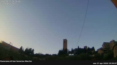 immagine della webcam nei dintorni di Castelfidardo: webcam San Severino Marche