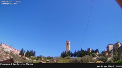 immagine della webcam nei dintorni di Gualdo: webcam San Severino Marche