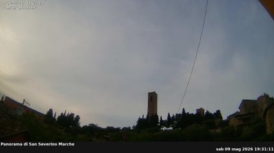 immagine della webcam nei dintorni di Sassotetto: webcam San Severino Marche