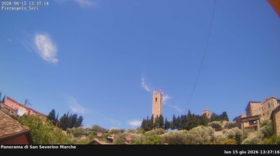immagine della webcam nei dintorni di Bolognola: webcam San Severino Marche