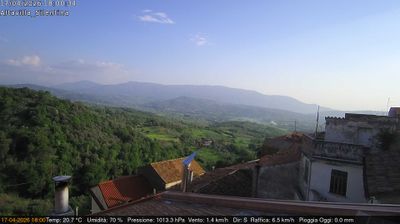 immagine della webcam nei dintorni di Santa Maria di Castellabate: webcam Altavilla Silentina