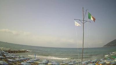 immagine della webcam nei dintorni di Forte dei Marmi: webcam Marinella
