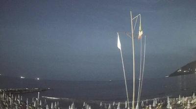 immagine della webcam nei dintorni di Marina Di Massa: webcam Marinella