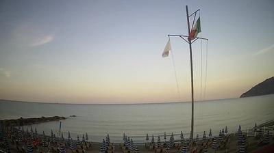 immagine della webcam nei dintorni di Riccò del Golfo di Spezia: webcam Sarzana