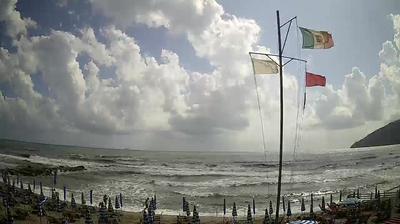 immagine della webcam nei dintorni di Marina Di Pietrasanta: webcam Marinella