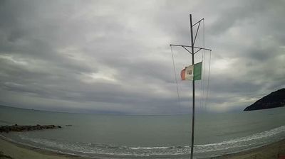 immagine della webcam nei dintorni di Viareggio: webcam Marinella