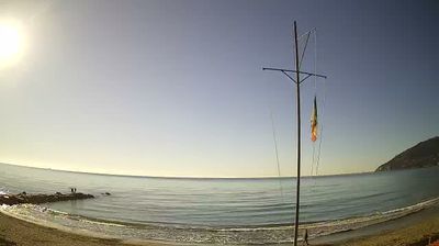immagine della webcam nei dintorni di Marina Di Massa: webcam Marinella