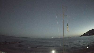 immagine della webcam nei dintorni di Vittoria Apuana: webcam Marinella