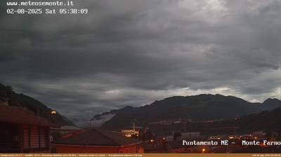 immagine della webcam nei dintorni di Zambla: webcam Fiorano al Serio