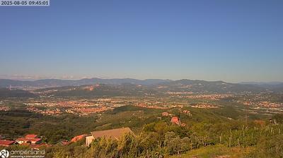 immagine della webcam nei dintorni di Marina Di Carrara: webcam Santo Stefano di Magra