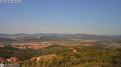 immagine della webcam nei dintorni di Comano: webcam Santo Stefano di Magra