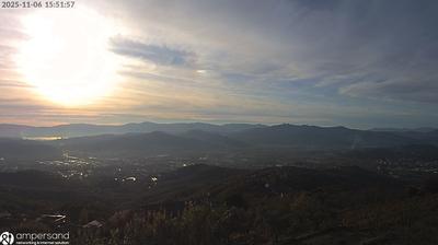 immagine della webcam nei dintorni di Comano: webcam Santo Stefano di Magra