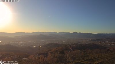 immagine della webcam nei dintorni di La Spezia: webcam Santo Stefano di Magra