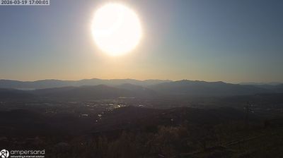 immagine della webcam nei dintorni di Sarzana: webcam Santo Stefano di Magra