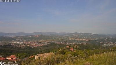 immagine della webcam nei dintorni di Riomaggiore: webcam Santo Stefano di Magra