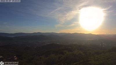 immagine della webcam nei dintorni di Campo Cecina: webcam Santo Stefano di Magra