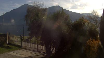 immagine della webcam nei dintorni di Monte Legnone: webcam Consiglio di Rumo