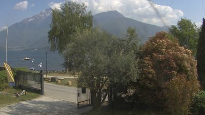 immagine della webcam nei dintorni di Menarola: webcam Consiglio di Rumo