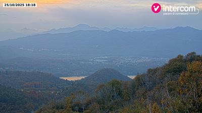 immagine della webcam nei dintorni di Omegna: webcam Bolzano Novarese