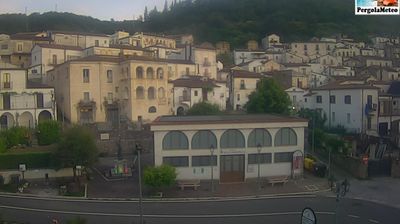 immagine della webcam nei dintorni di Monte Sirino: webcam Calvera