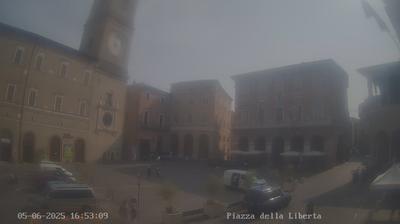 immagine della webcam nei dintorni di Sarnano: webcam Macerata