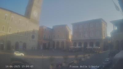 immagine della webcam nei dintorni di Lido di Fermo: webcam Macerata