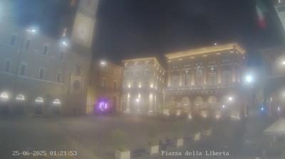 immagine della webcam nei dintorni di Fermo: webcam Macerata
