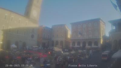 immagine della webcam nei dintorni di Civitanova Marche: webcam Macerata