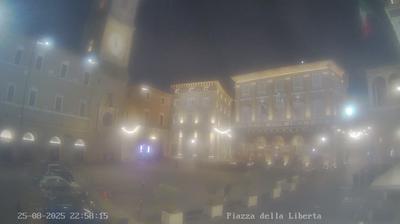 immagine della webcam nei dintorni di Gualdo: webcam Macerata