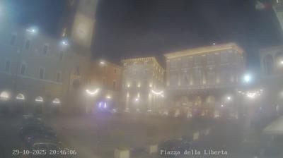 immagine della webcam nei dintorni di Jesi: webcam Macerata