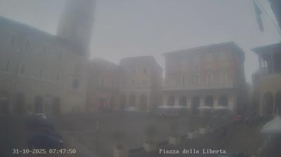 immagine della webcam nei dintorni di Marina Faleriense: webcam Macerata