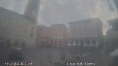 immagine della webcam nei dintorni di Fermo: webcam Macerata