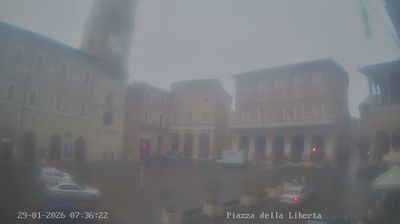 immagine della webcam nei dintorni di Jesi: webcam Macerata