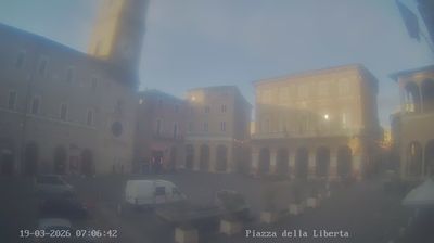 immagine della webcam nei dintorni di Osimo: webcam Macerata