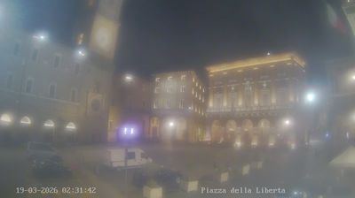 immagine della webcam nei dintorni di Jesi: webcam Macerata