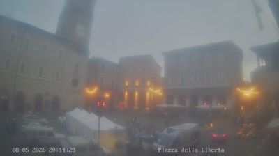 immagine della webcam nei dintorni di San Severino Marche: webcam Macerata