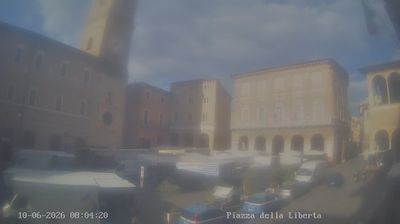 immagine della webcam nei dintorni di Cingoli: webcam Macerata