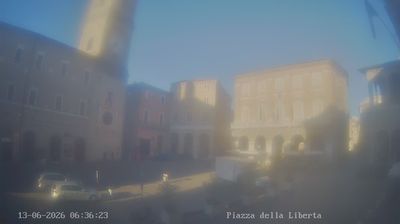 immagine della webcam nei dintorni di Gualdo: webcam Macerata