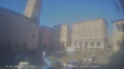 immagine della webcam nei dintorni di Gualdo: webcam Macerata