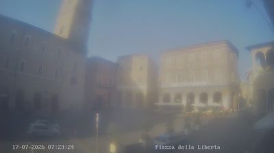 immagine della webcam nei dintorni di Sarnano: webcam Macerata