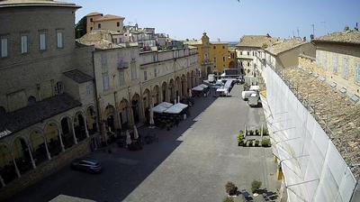 immagine della webcam nei dintorni di Macerata: webcam Fermo