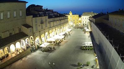 immagine della webcam nei dintorni di Marina Faleriense: webcam Fermo