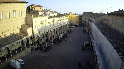 immagine della webcam nei dintorni di Macerata: webcam Fermo